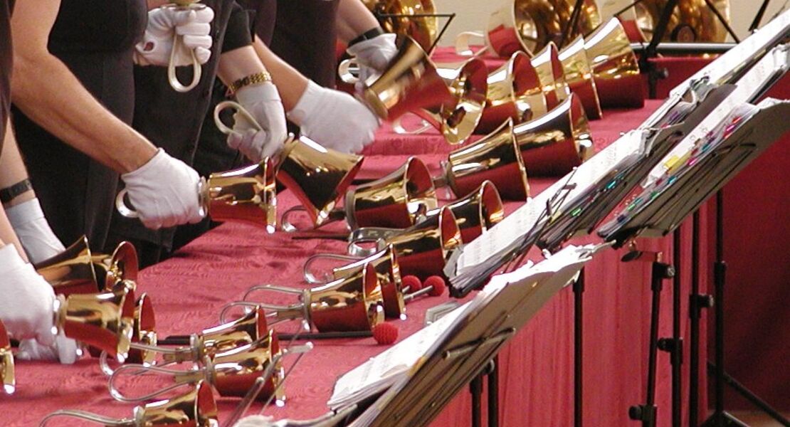 spharische-schwingungen-im-raum-handglocken-workshop