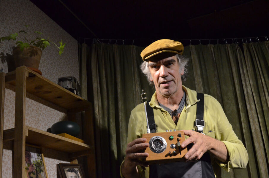 florchen-im-theater-lkw
