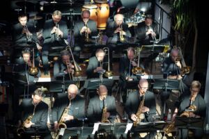 Felice Civitareale und die Lehrer Big Band Bayern