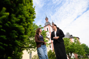 90 Stunden Kloster