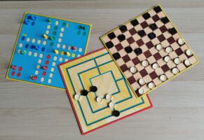 Spielenachmittag für Jung, Alt und Junggebliebene