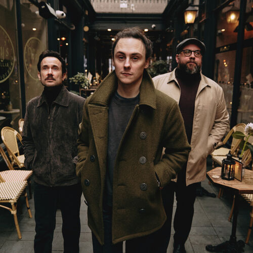 cardinal-black-midnight-at-the-valencia-tour