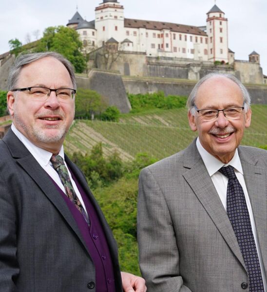 vorhang-auf-mit-der-flote-in-die-oper