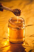 Gold aus dem Glas - Honig für Genuss, Pflege und kleine Wehwehchen