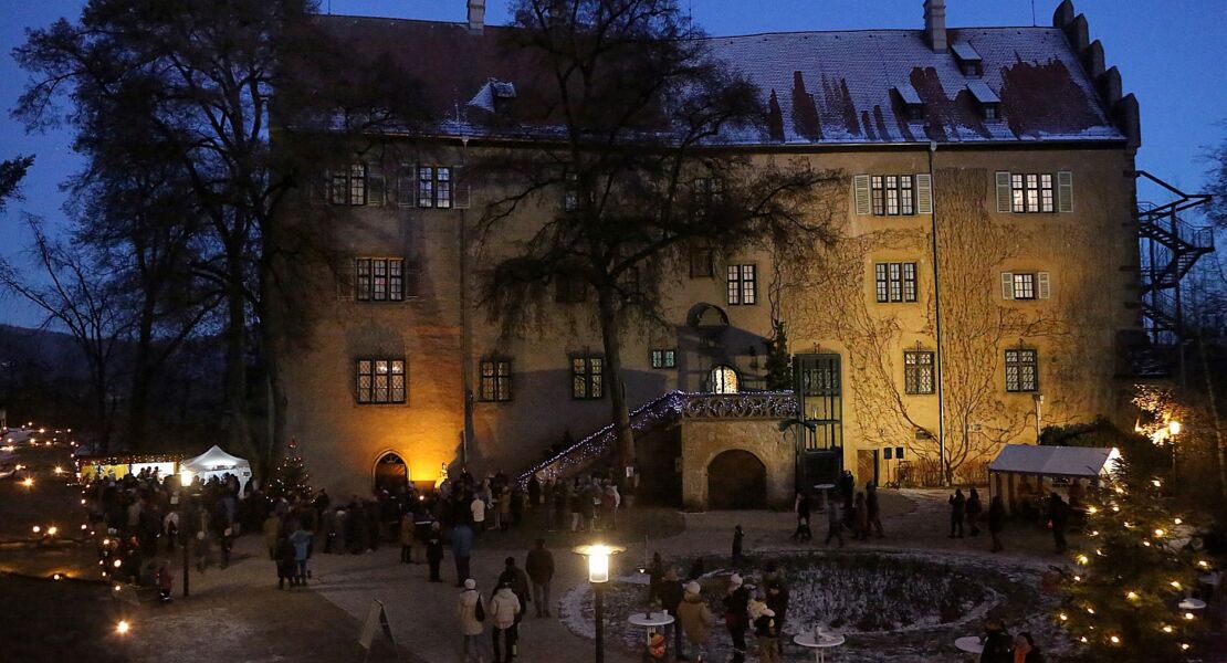 weihnachtliches-wochenende-auf-schloss-aschach