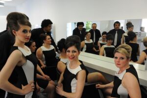 The Schogettes - Support: The KEES