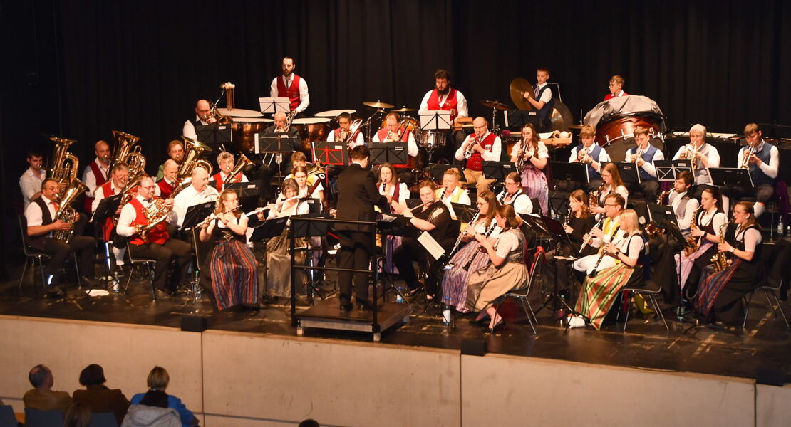 best-of-15-jahre-kreisblasorchester-rhon-grabfeld