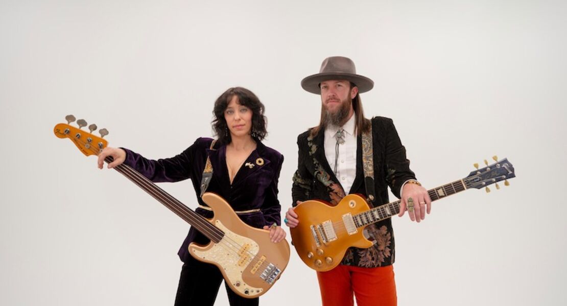 danielle-nicole-band-that-girl-gets-down-to-the-nitty-gritty