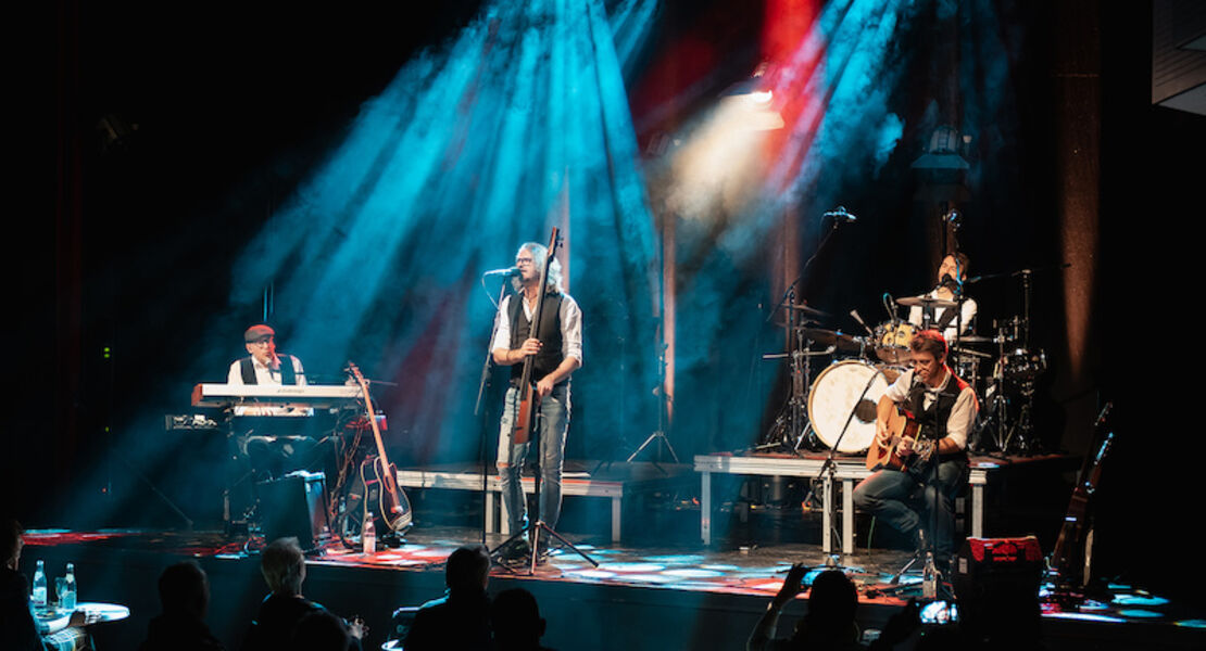 huebnotix-a-tribute-to-rock-history