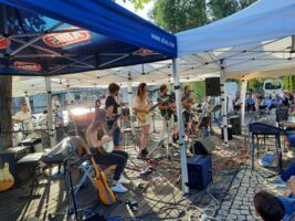 Summerfeeling mit Martin & Friends am Stadtbalkon