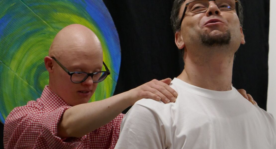 hut-ab-spielt-alles-ganz-normal