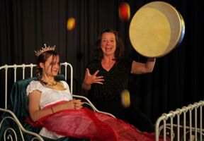 Märchentheater für Kinder - Die Prinzessin und der Mond