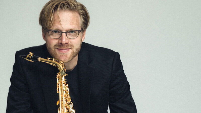 saxophone-meets-organ