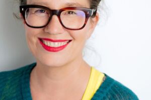 Mika Grimm alias Simone Veenstra - Mordwind Rügen