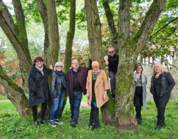 Sommerlesung unter dem Nussbaum