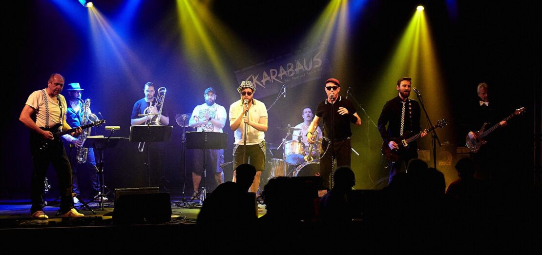 band-skarabaus-support-worn-out-shoes
